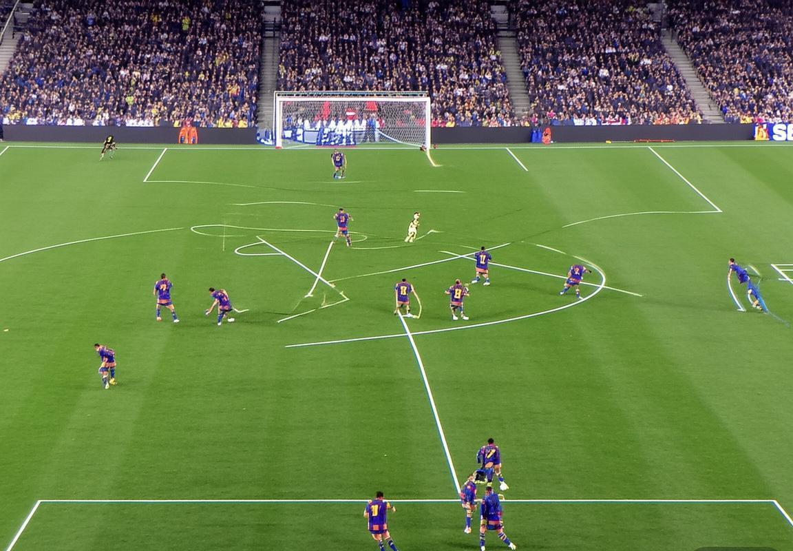 巴塞罗那欧冠赛事：深度解析阵容与战术对决(图2)